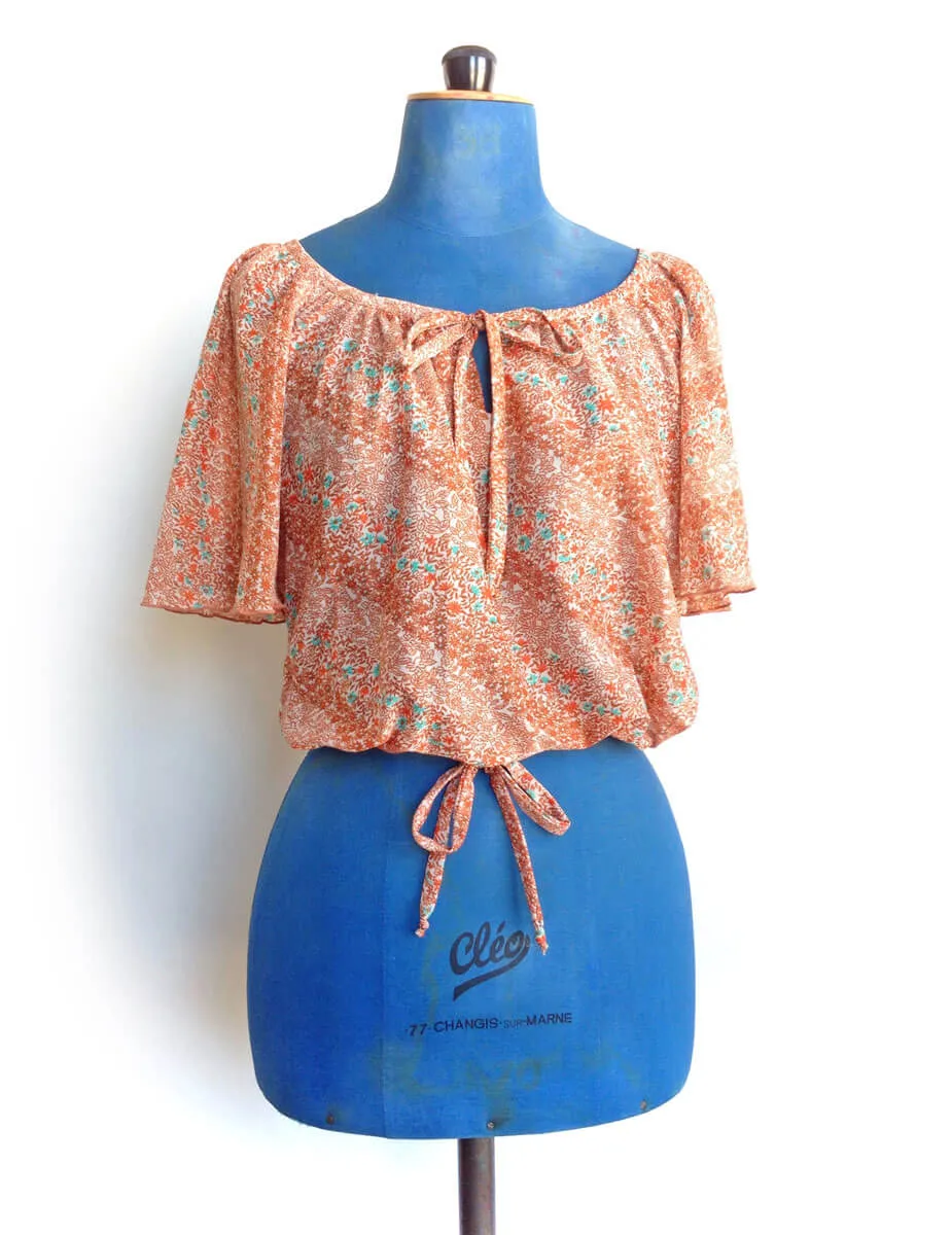 1970s Peasant Top Flutter Sleeve Floral