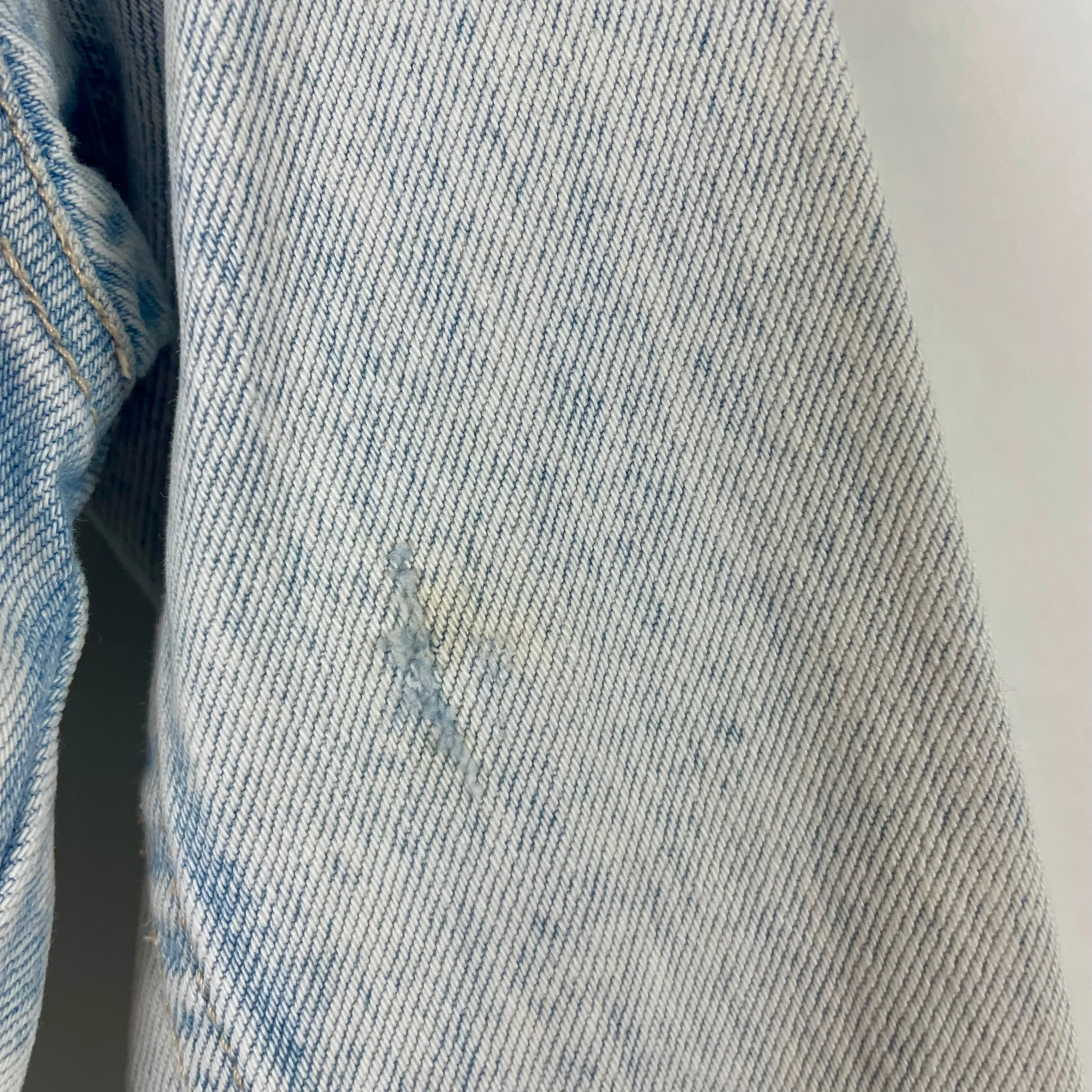 1980s LA Gear acid wash cropped denim jacket