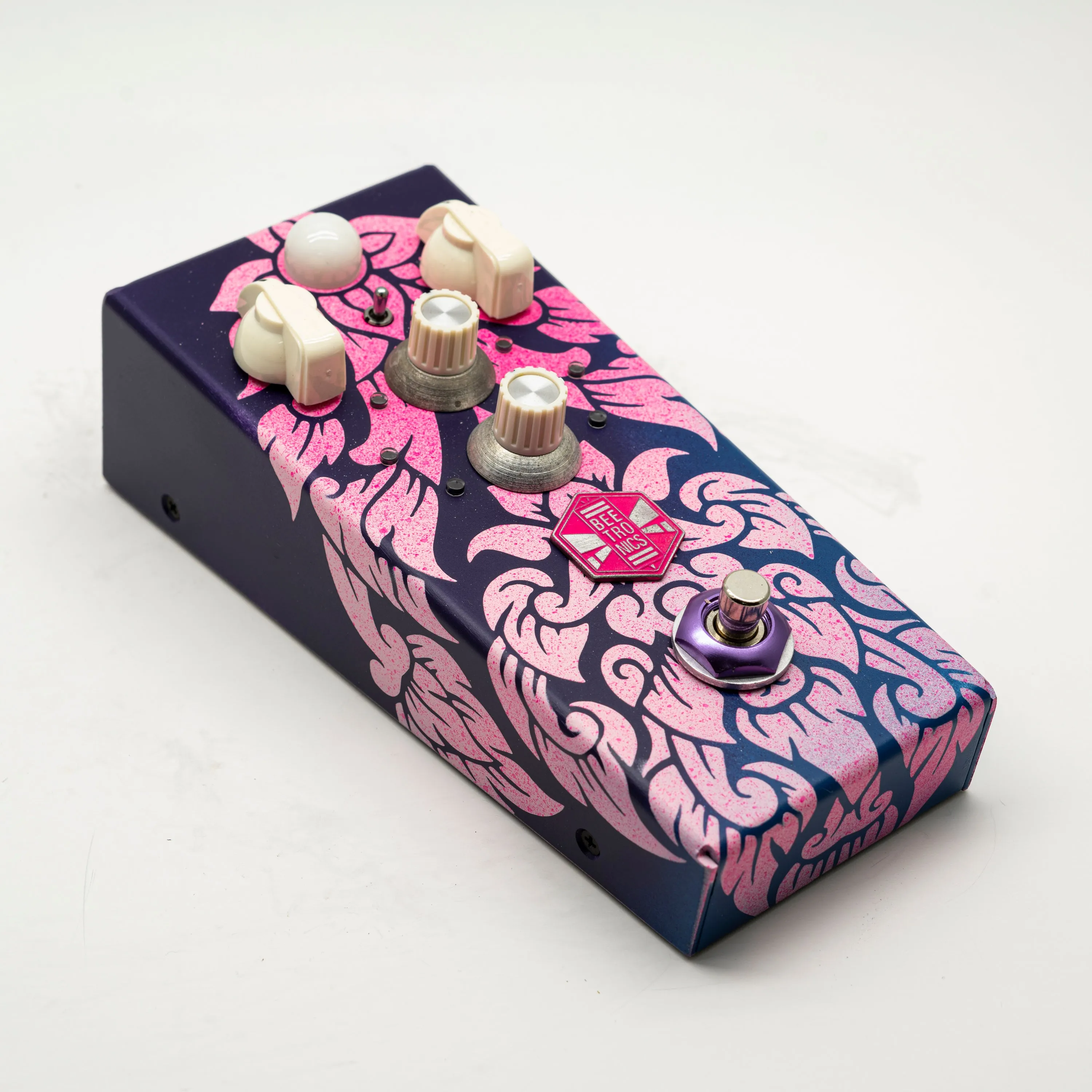 Abelha Tropical Fuzz • Custom Shop <p> AB0092