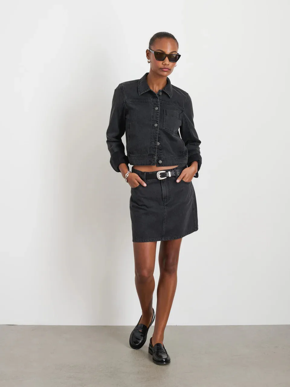 Alex Mill - Betty Cropped Jacket in Black Denim (Washed Black)