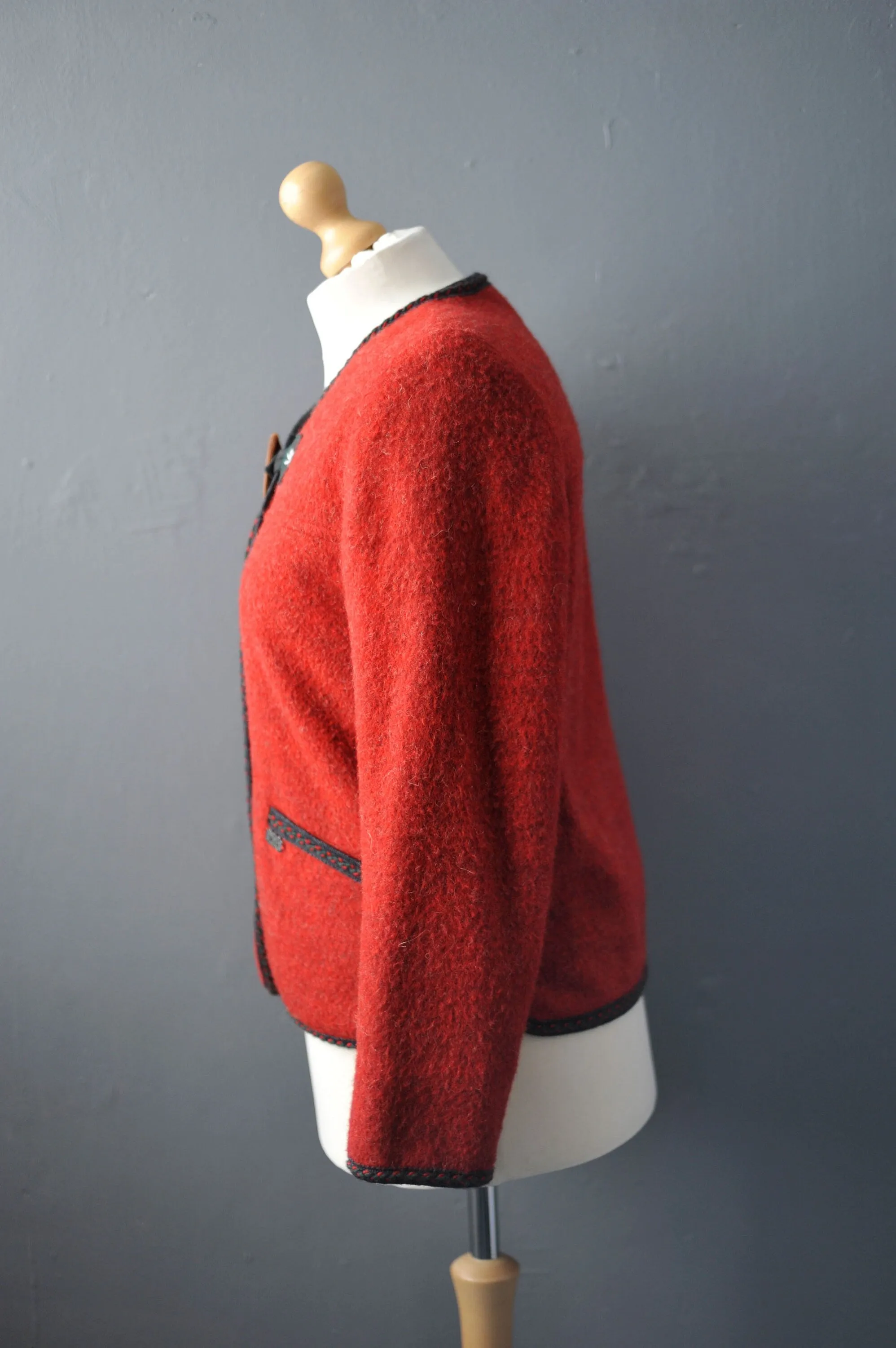 Bavarian Alpine Blazer by M&G, Oktoberfest Trachten Jacket with Edelweiss Flower, Size Medium