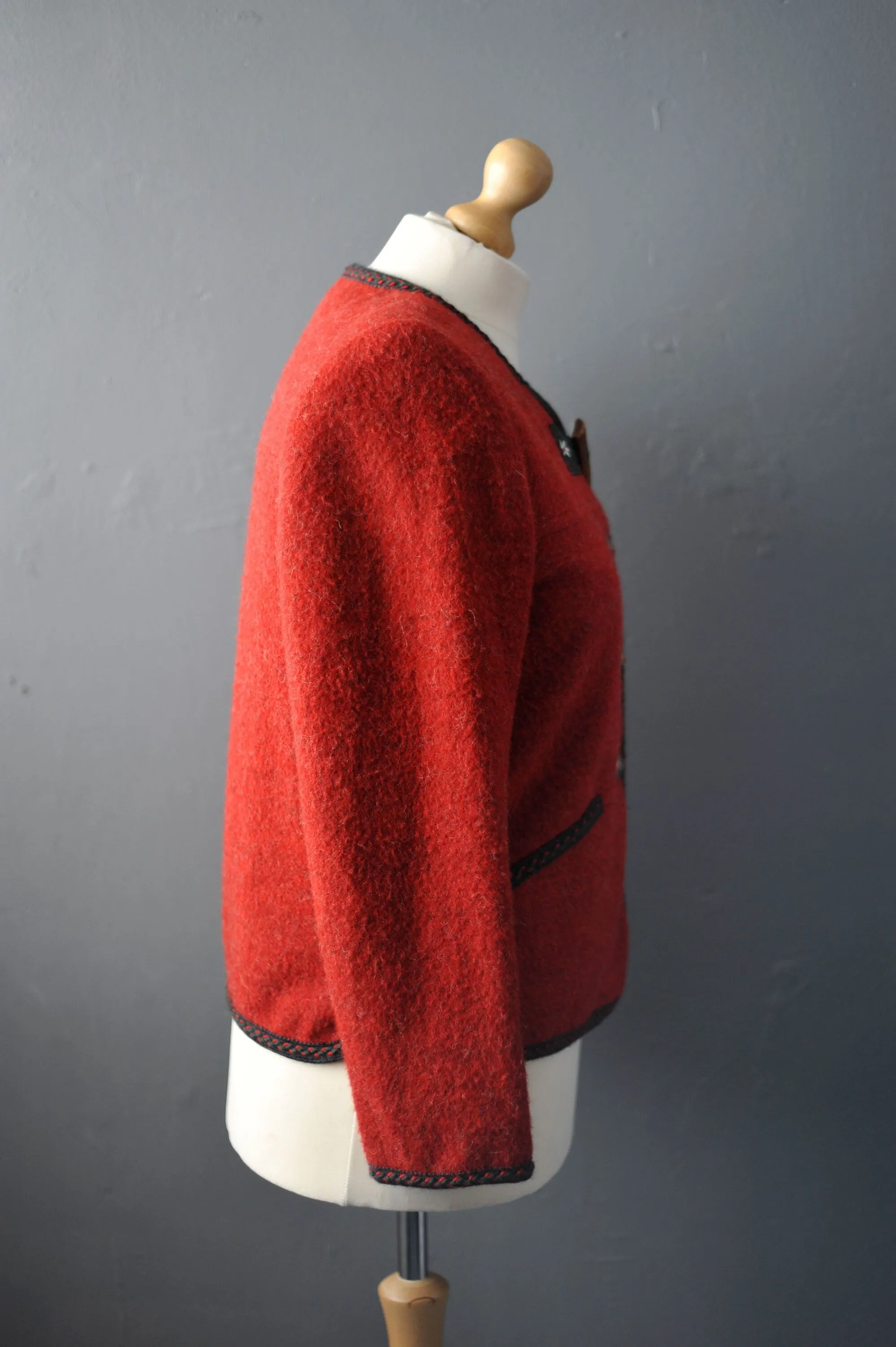 Bavarian Alpine Blazer by M&G, Oktoberfest Trachten Jacket with Edelweiss Flower, Size Medium