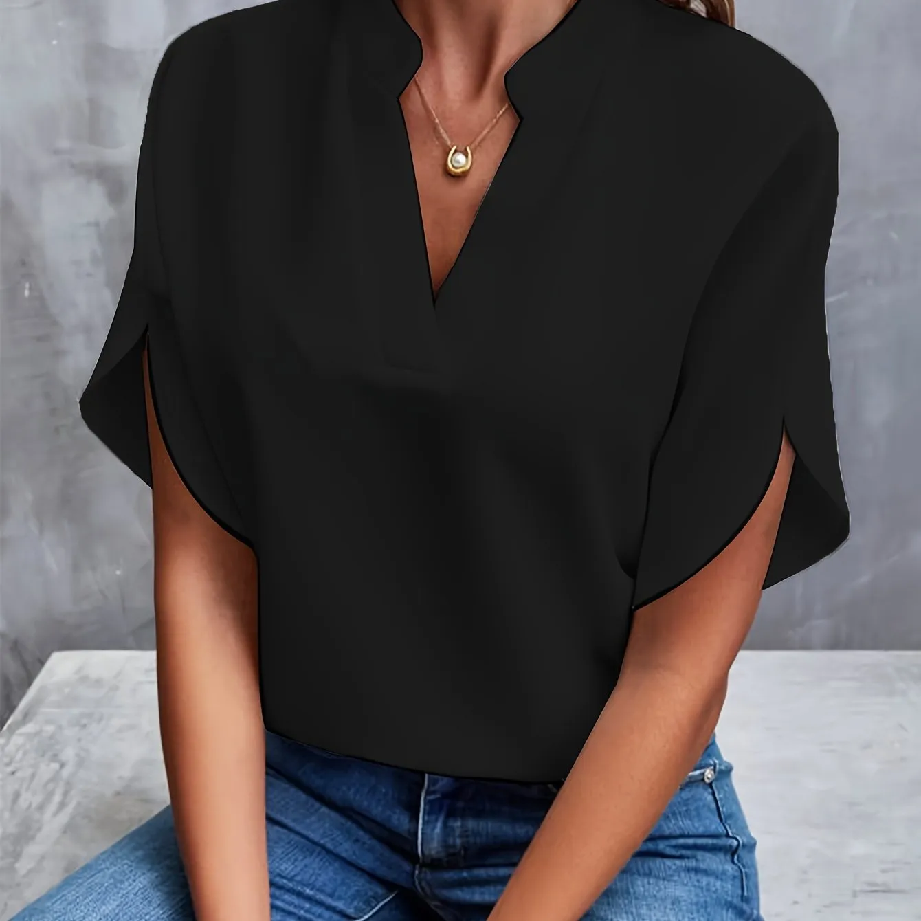 Billie™ - Classic V-Neck Top