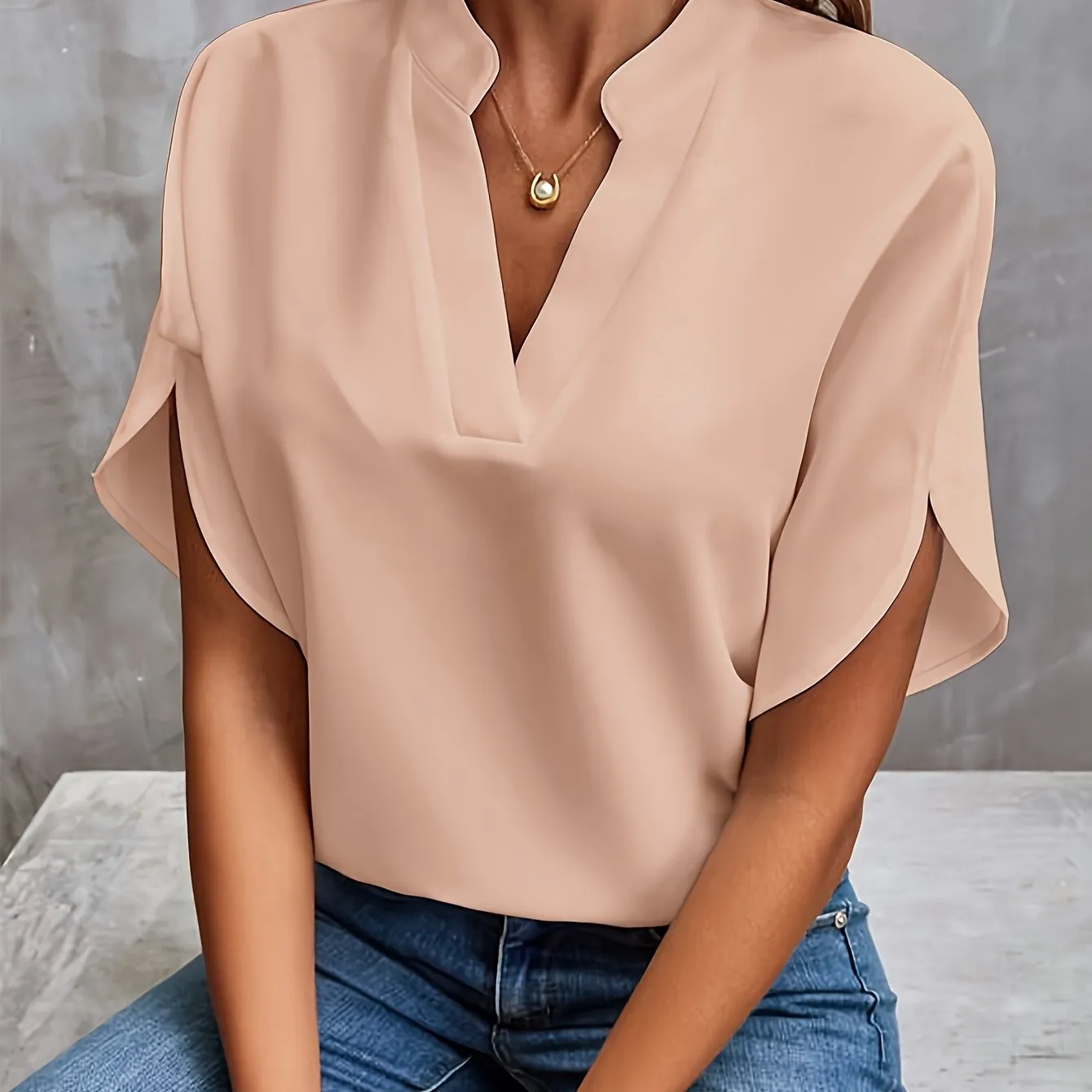 Billie™ - Classic V-Neck Top