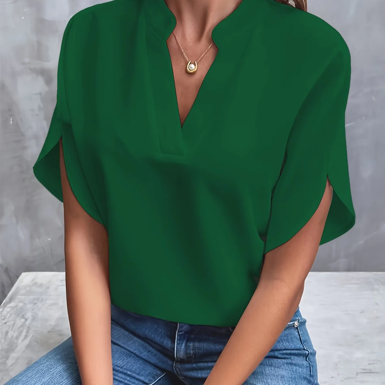 Billie™ - Classic V-Neck Top
