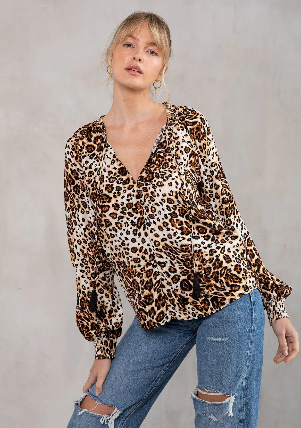 Chic Leopard Print Long Sleeve Peasant Top