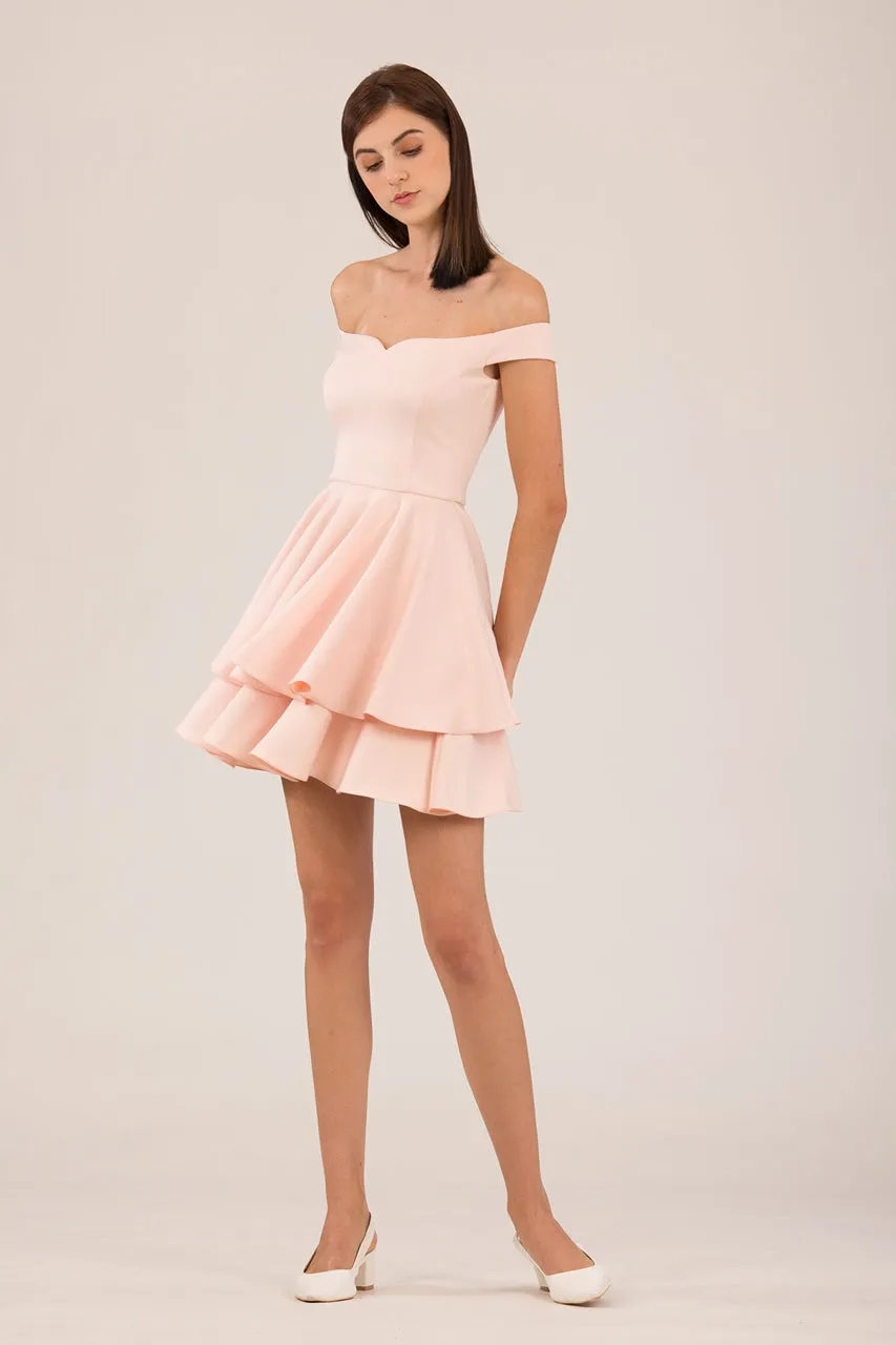 Damiciq (Light Peach)
