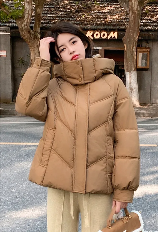 Easy-to-Clean Quilted Puffer Jacket with Zip-up Style