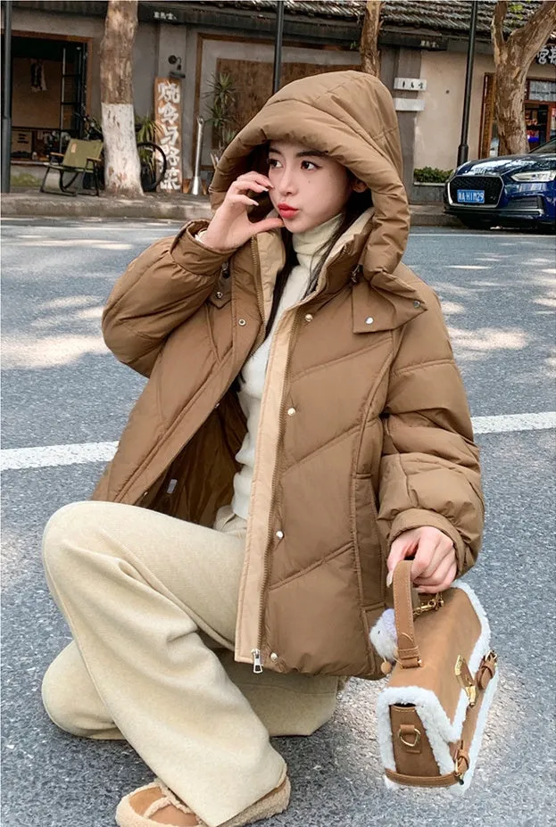 Easy-to-Clean Quilted Puffer Jacket with Zip-up Style