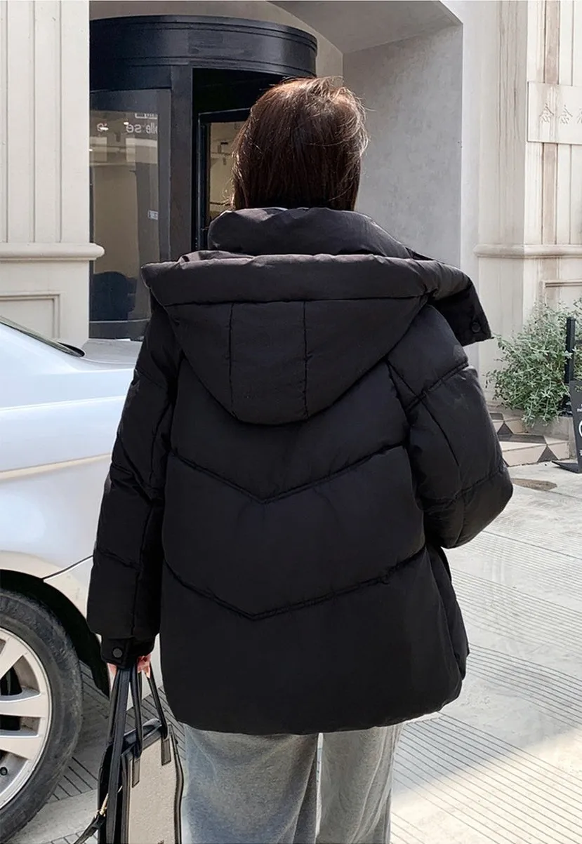 Easy-to-Clean Quilted Puffer Jacket with Zip-up Style