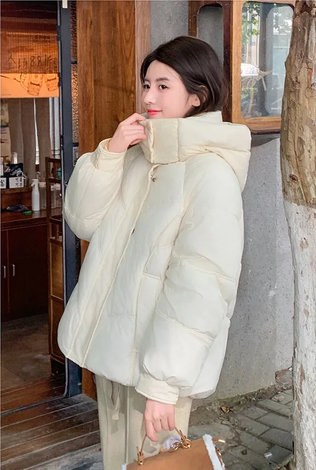 Easy-to-Clean Quilted Puffer Jacket with Zip-up Style