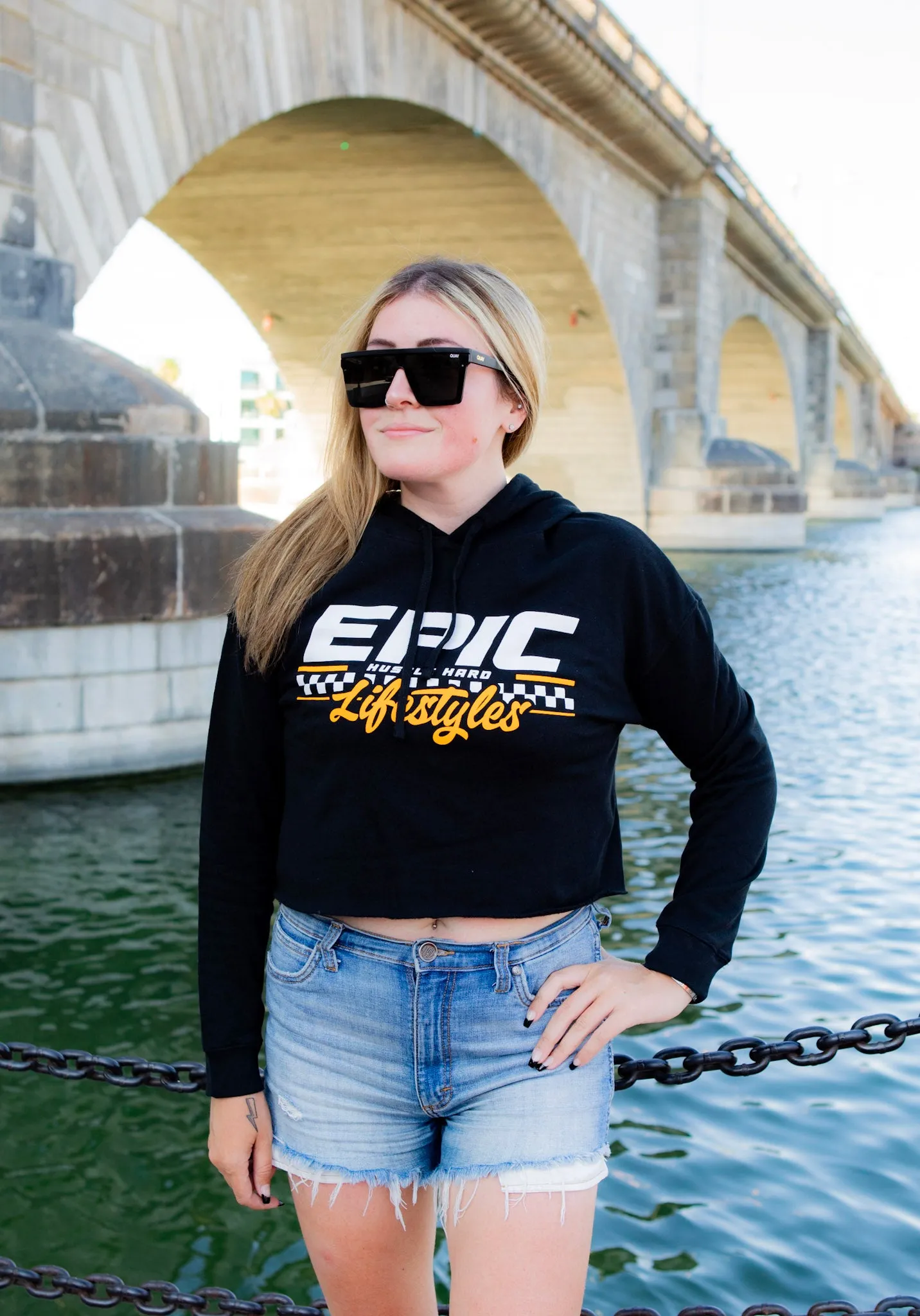 Epic lifestyle Cropped sweater
