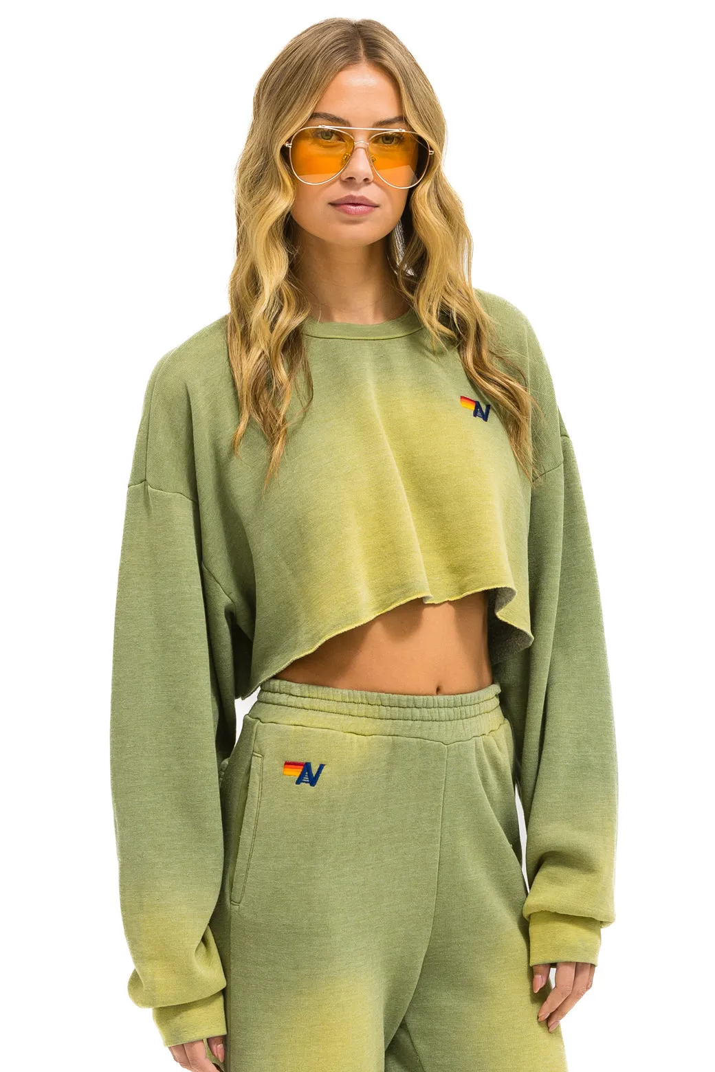 ESSENTIAL CROPPED CREW SWEATSHIRT RELAXED - FADED ARMY