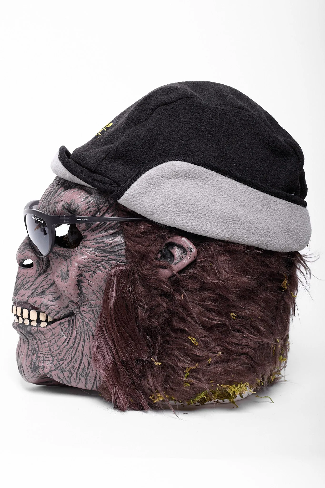 Fleece Mountain Hat in Black/Grey
