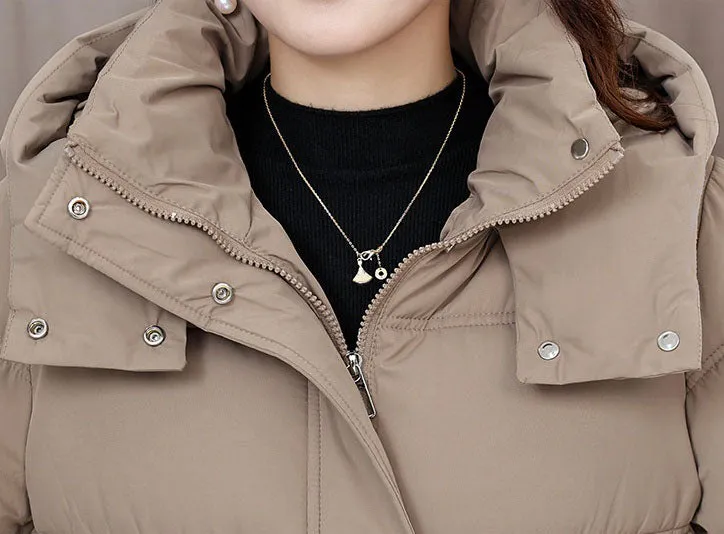 Full Zip Oversized Women's Puffer Jacket with a Cozy Hooded Design