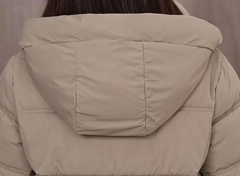 Full Zip Oversized Women's Puffer Jacket with a Cozy Hooded Design