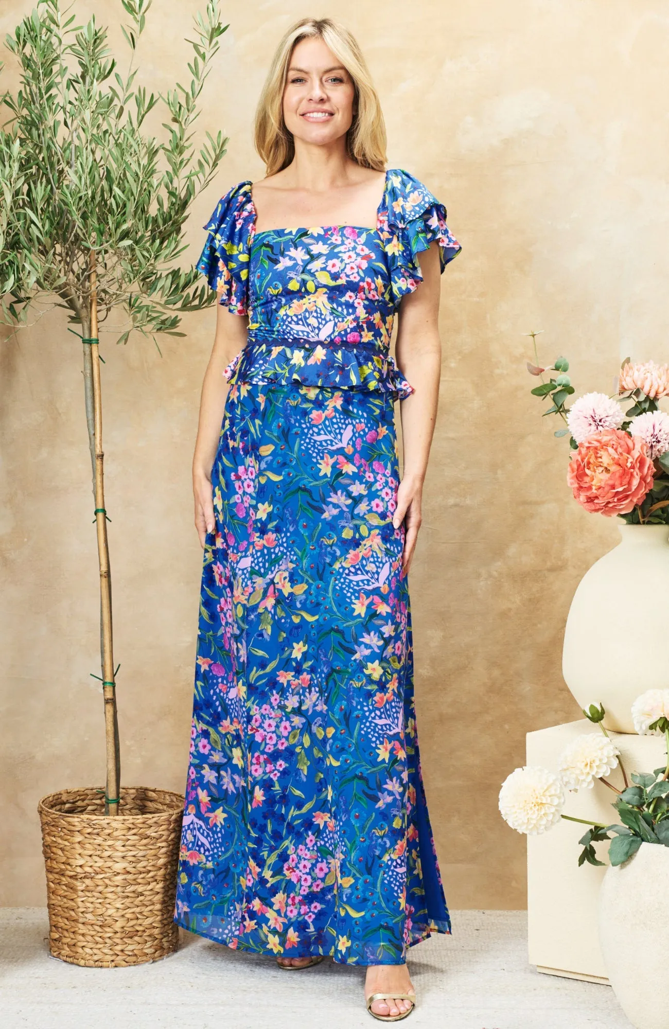 Hope & Ivy Arden & Anne Blue Floral Print Skirt & Top Twin Set