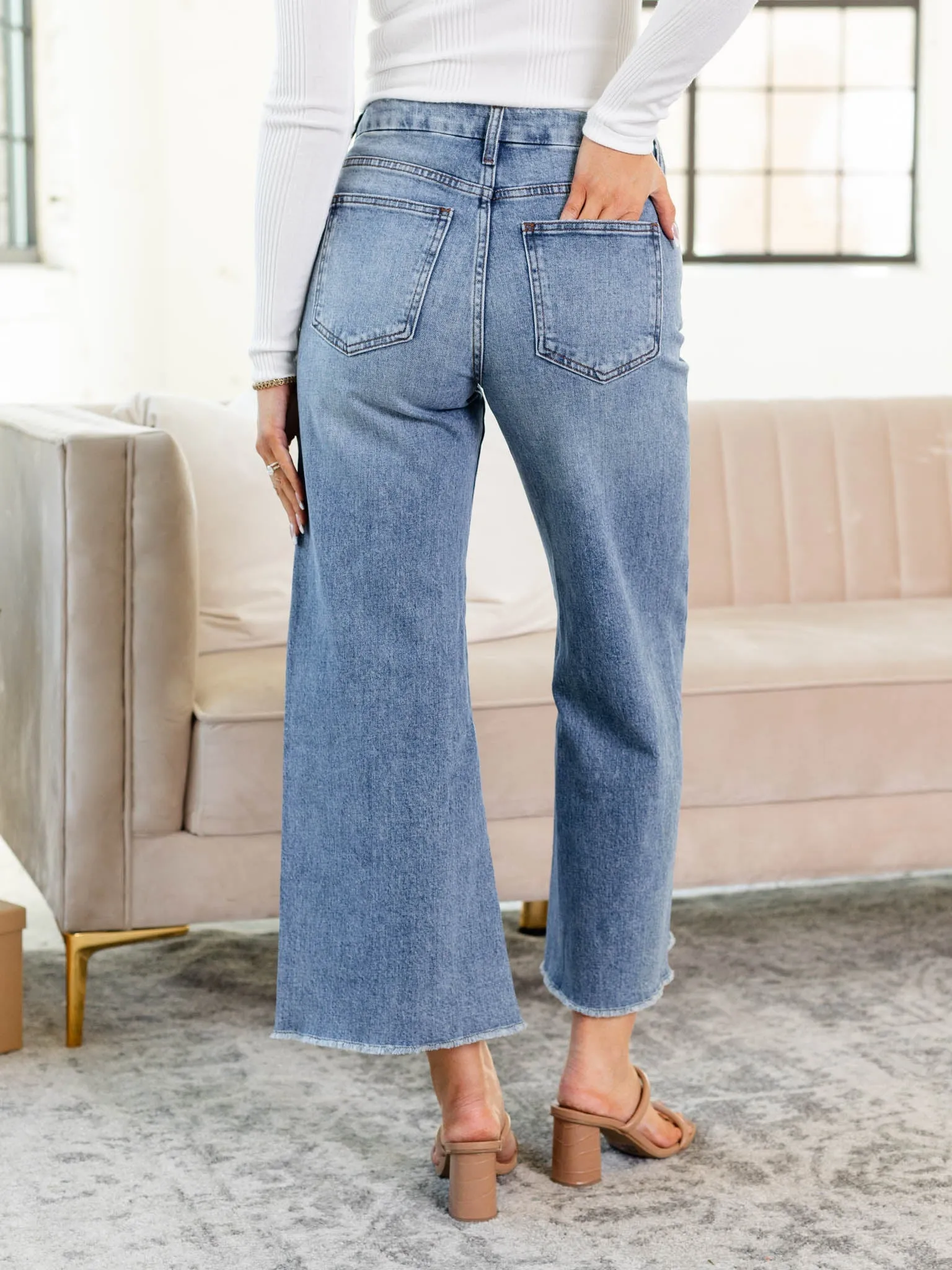 KUT Defiant Meg Fab Ab Forward Seam Raw Hem