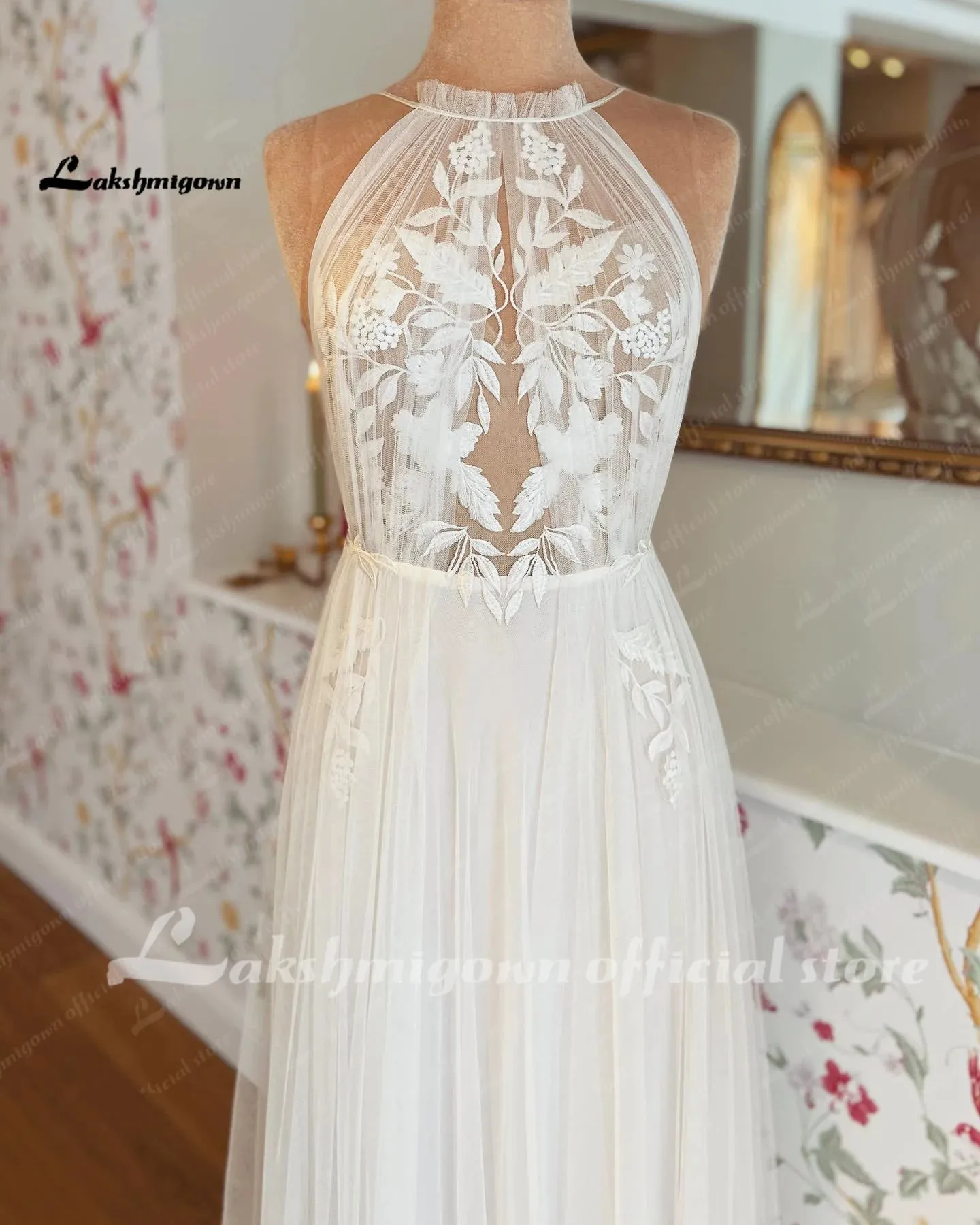 Lakshmigown Beach A Line Wedding Dress Halter Lace Appliques Backless Bridal Gown Beach Bridal Gown trouwjurk Robe de mariee