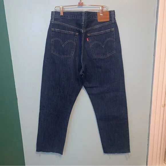 Levi’s 501 high rise Cropped Straight size 30