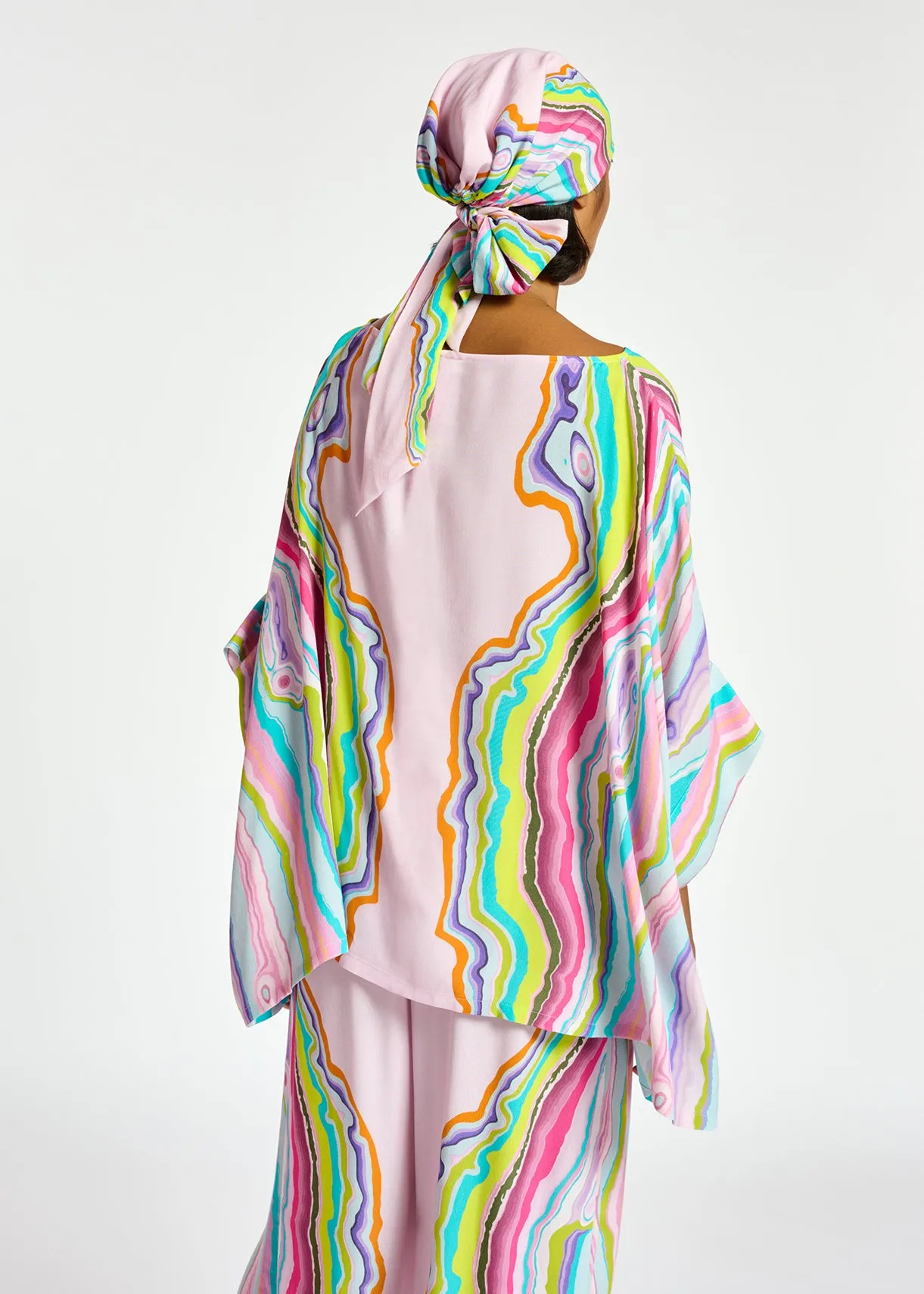 Lilac oversized top with multicolor print