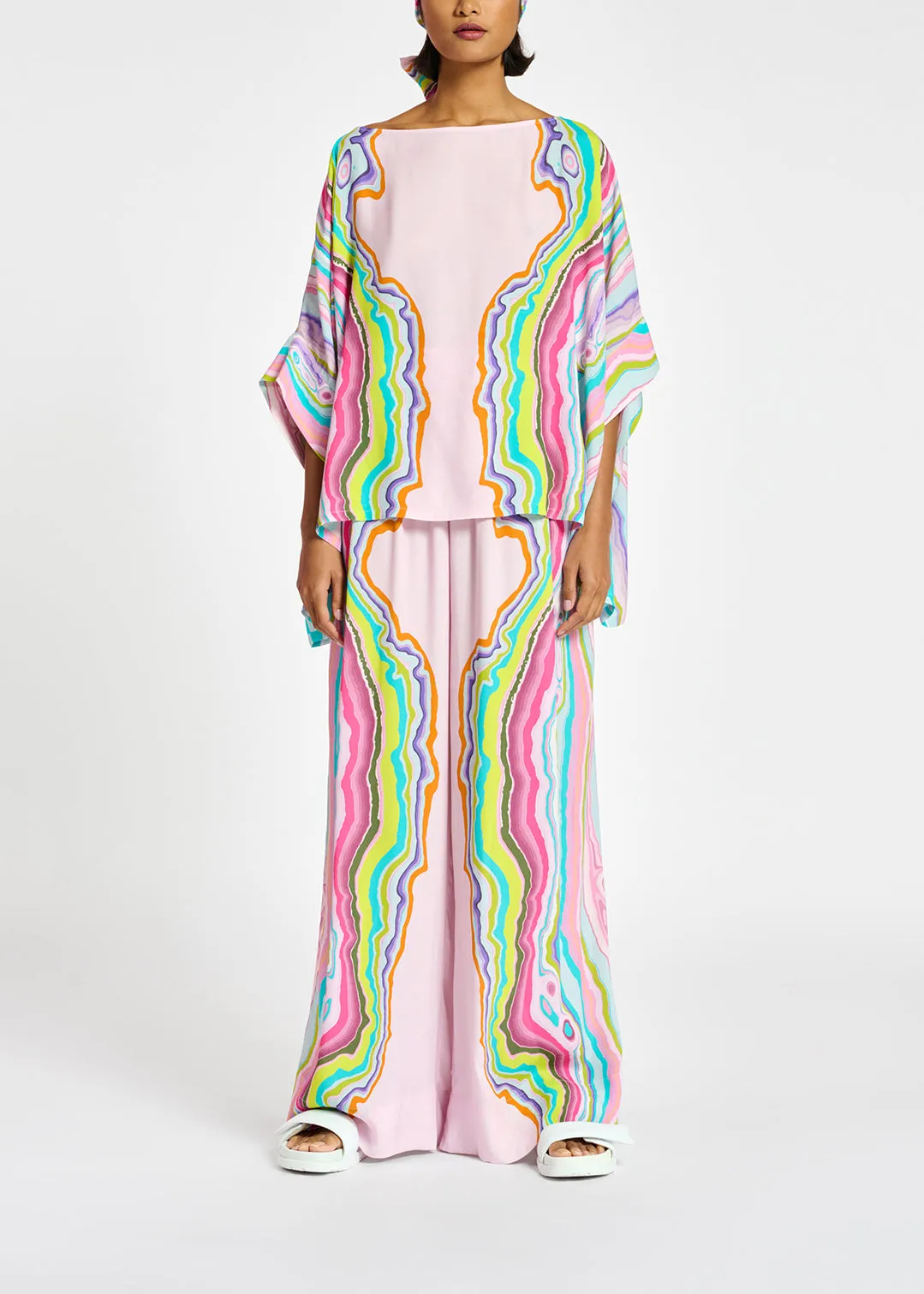 Lilac oversized top with multicolor print
