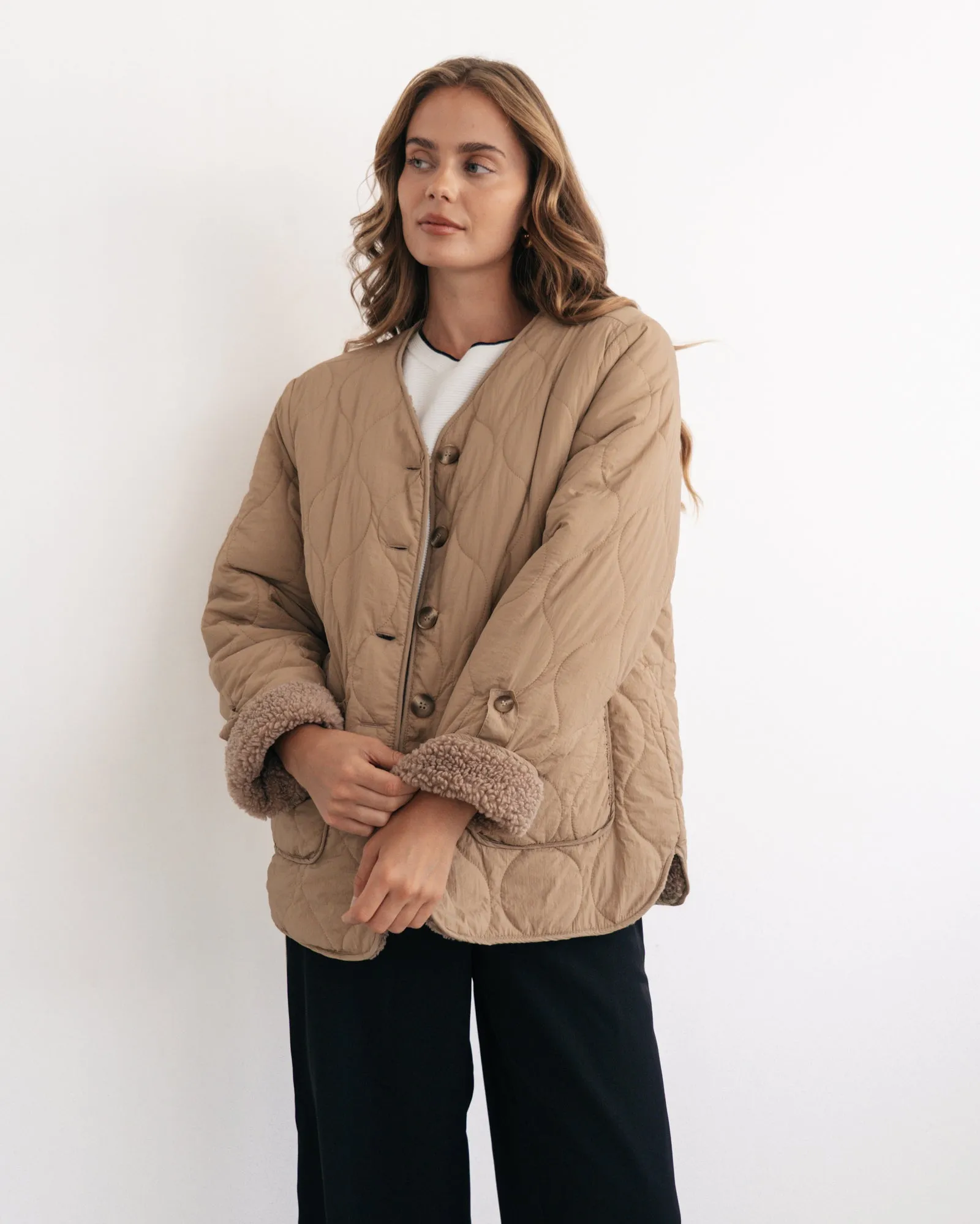 LOL70500 BEIGE REVERSIBLE JACKET