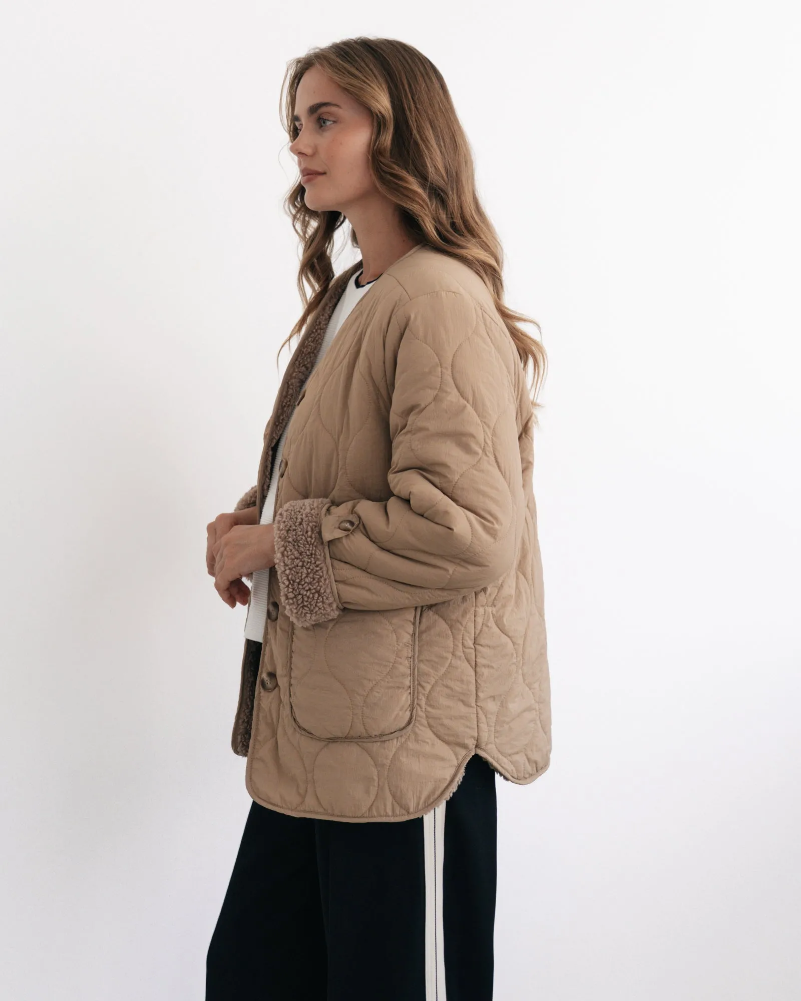 LOL70500 BEIGE REVERSIBLE JACKET