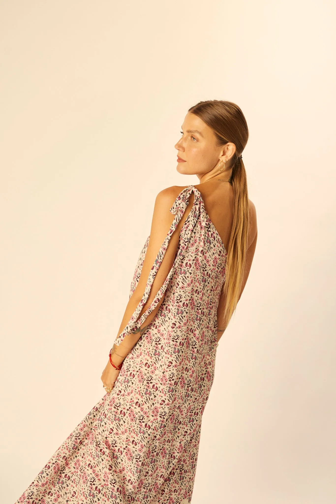 LOLA DRESS