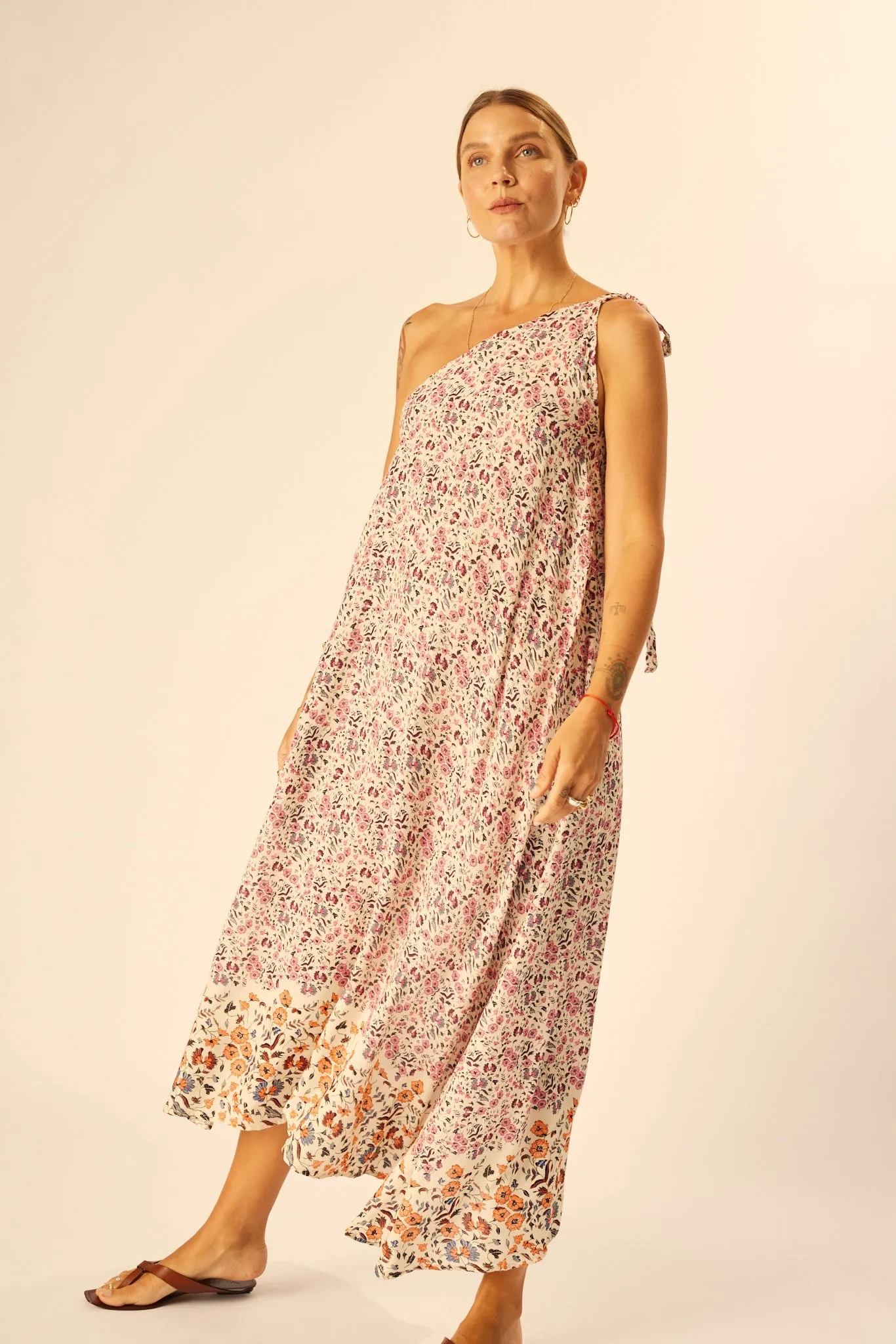LOLA DRESS