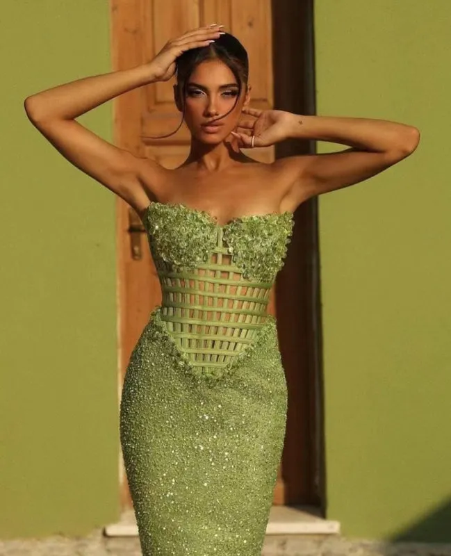 Off-the-shoulder Green Long Mermaid Prom Dress with Beadings