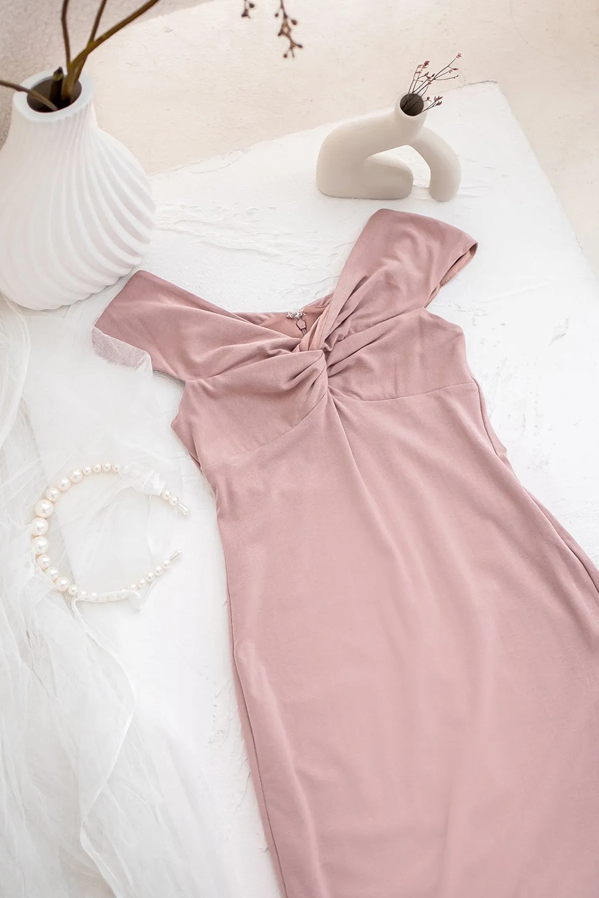 RAYE SWEETHEART TWIST DRESS IN BLACK