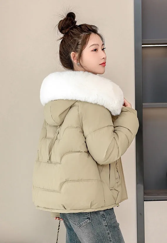 Relaxed-fit Quilted Puffer Jacket with a Removable Fur Lining