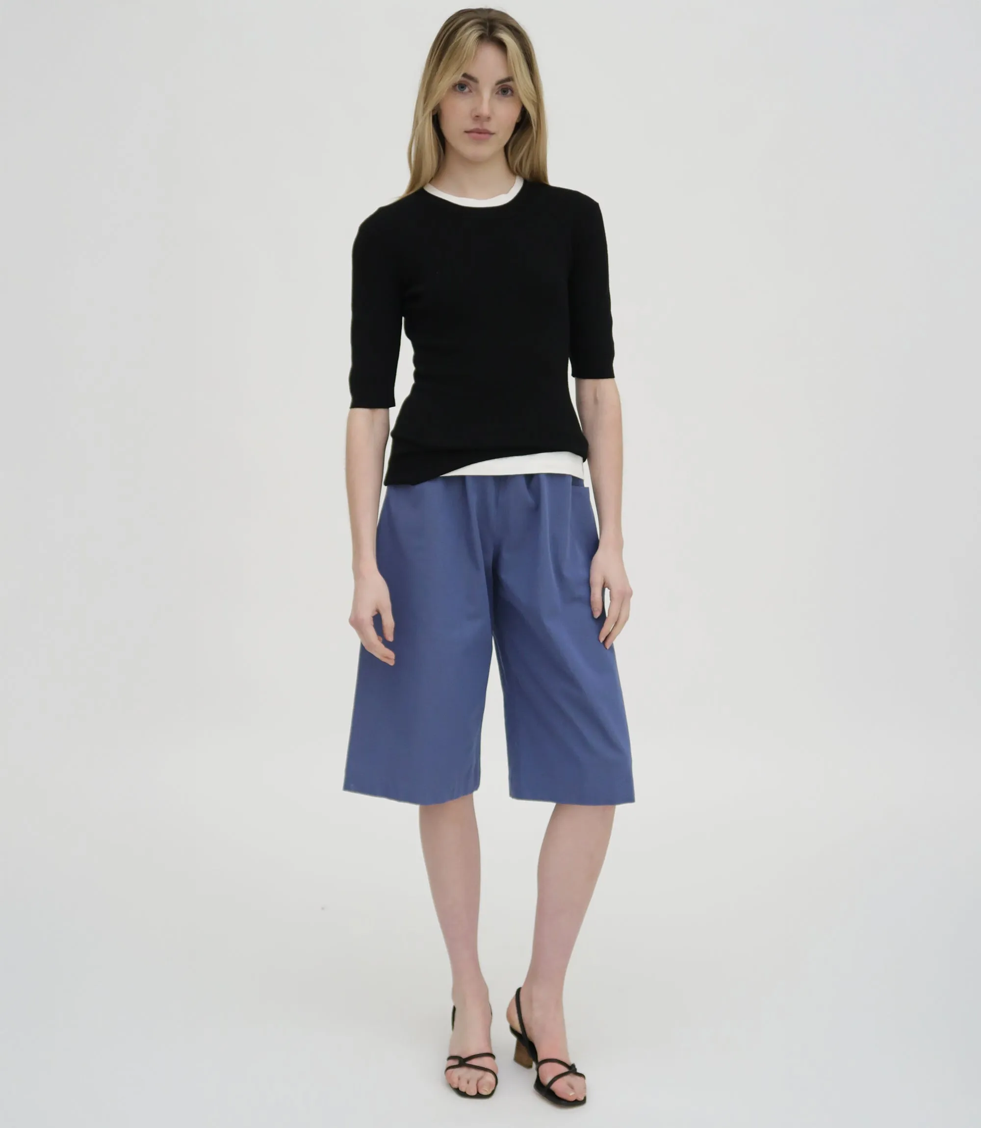 RIBBED CROPPED SLEEVE SWEATER