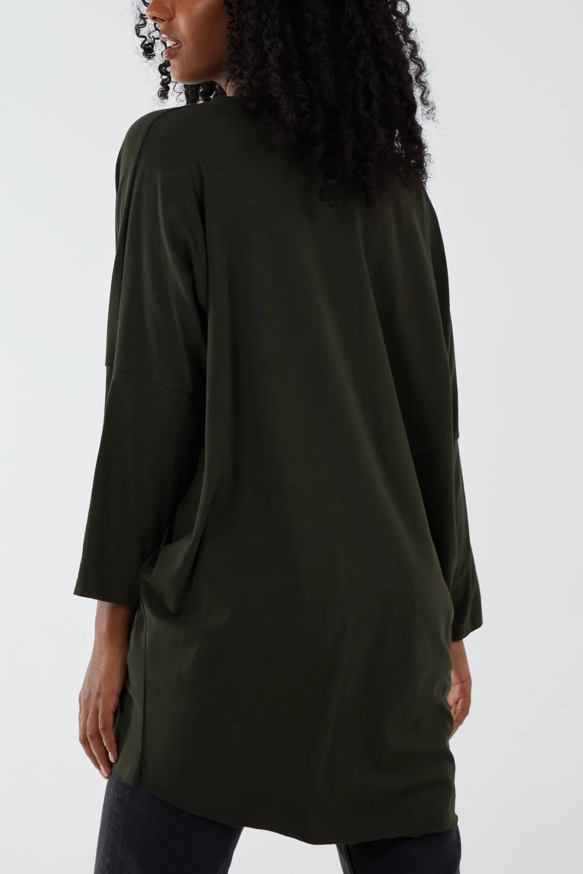 Scoop Neck Circle Star Stud Top
