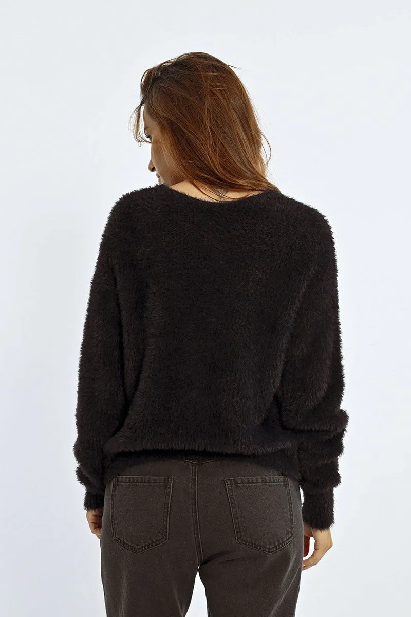 SOFT, BACKLESS SWEATER