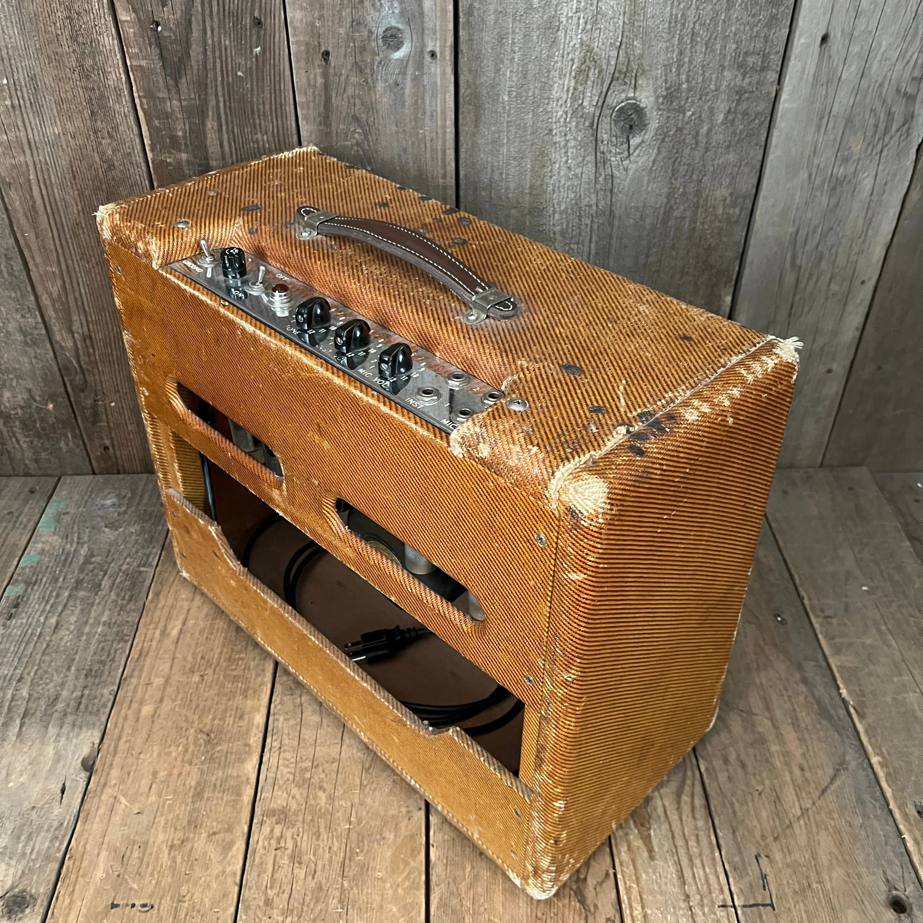 SOLD - Fender Deluxe Tweed 5E3 Small Box 1955