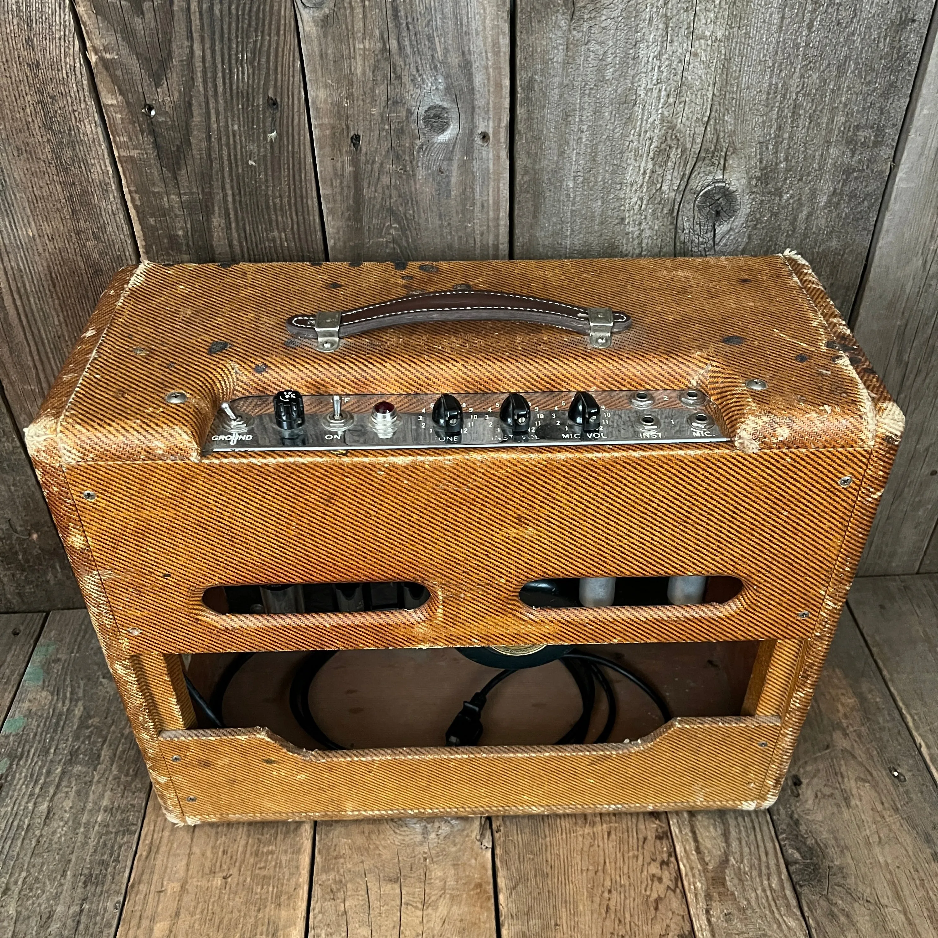SOLD - Fender Deluxe Tweed 5E3 Small Box 1955