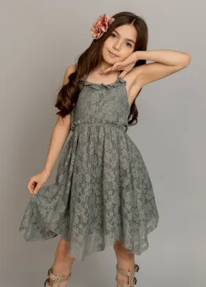 Sonyah Dress in Neutral Green