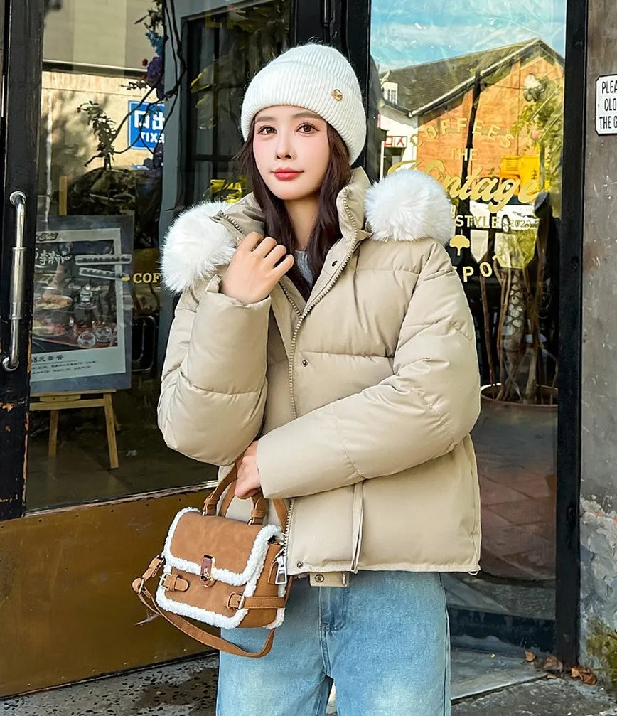 Stain-resistant Quilted Puffer Jacket for Women with Zip-up and Elastic Hem
