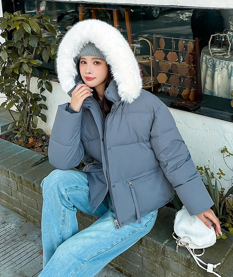 Stain-resistant Quilted Puffer Jacket for Women with Zip-up and Elastic Hem