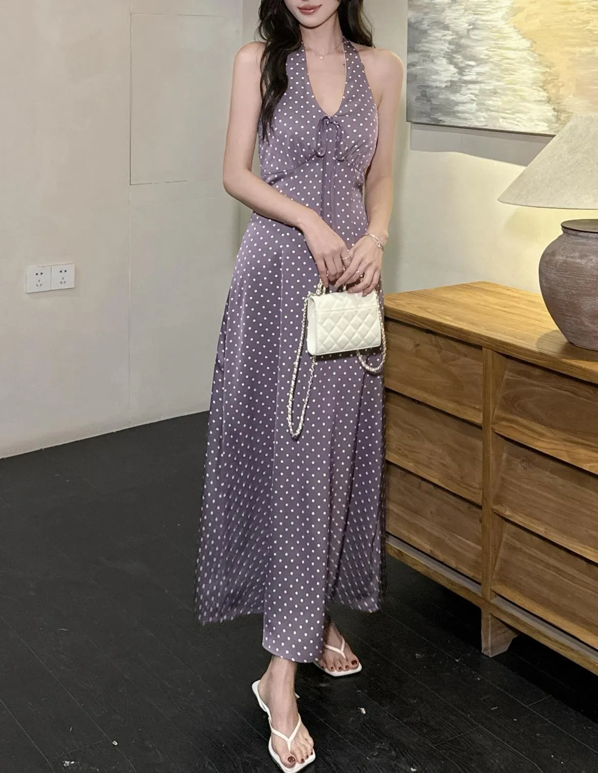 Stylish Women's Halterneck Dress in Floral Print for Your Holiday