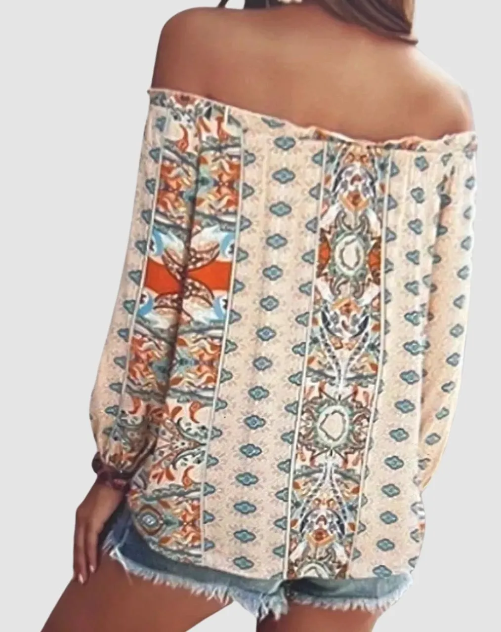 The Boho Floral Print Off the Shoulder Peasant top in Green