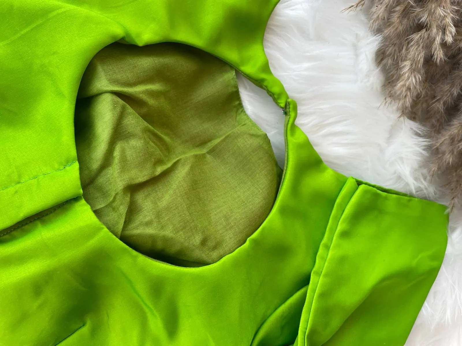 THE LAWN BLOUSE