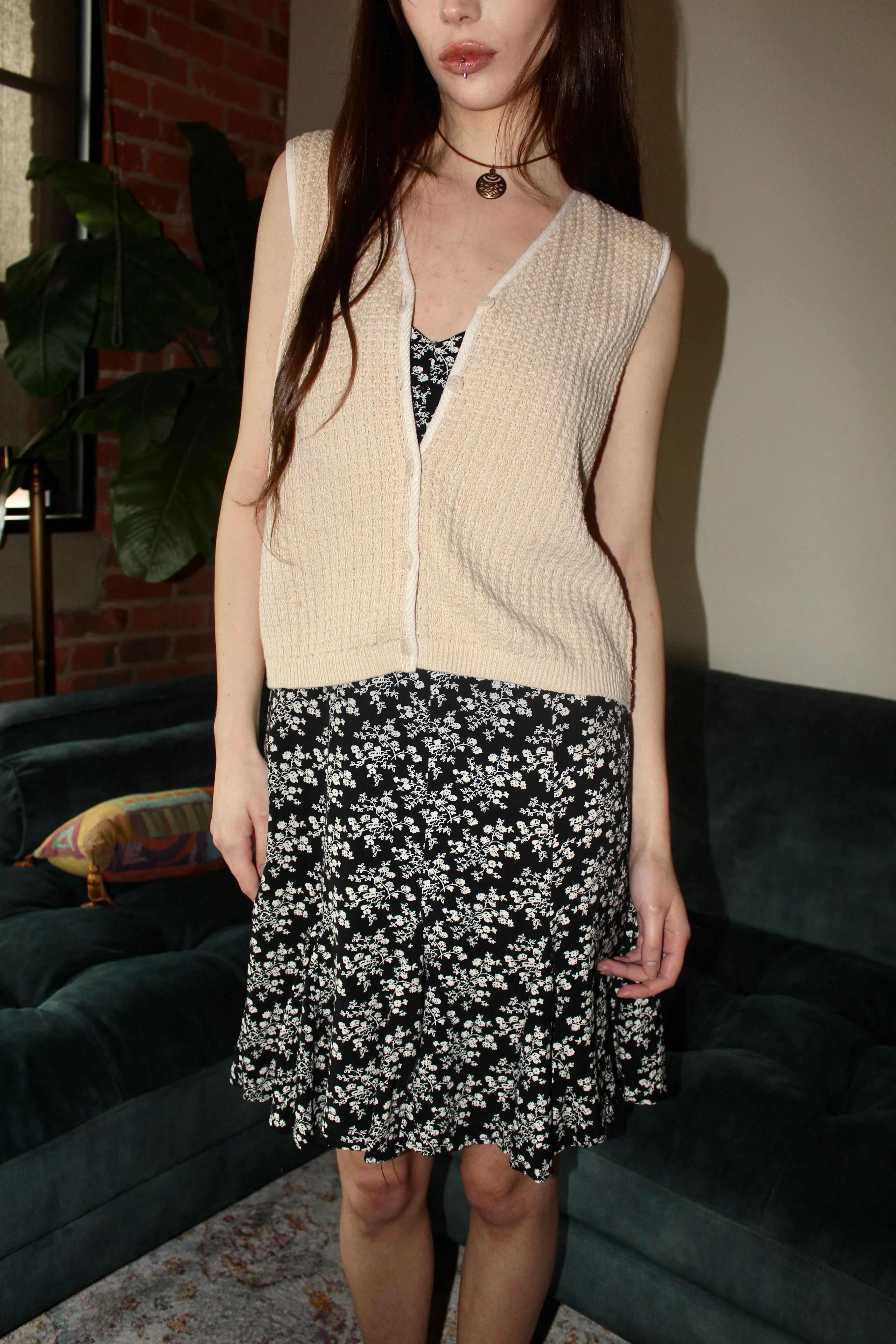 Vintage 90s Cream Knit Cropped Vest (S)