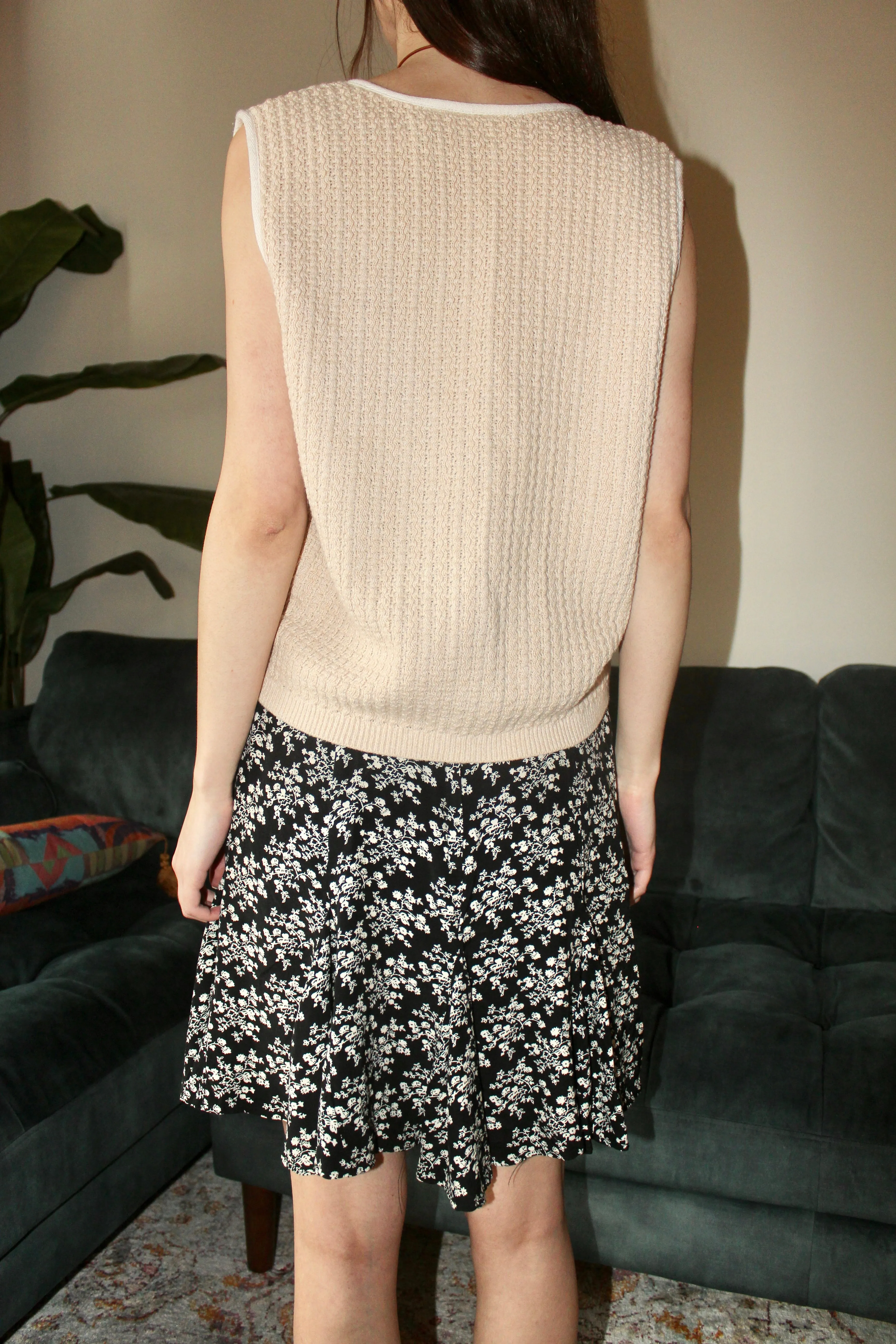 Vintage 90s Cream Knit Cropped Vest (S)