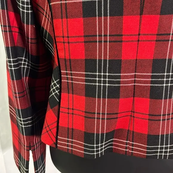 Vintage Pendleton Red &amp; Black Tartan Plaid Cropped Velvet Trim Wool Blazer