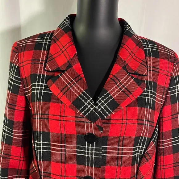 Vintage Pendleton Red &amp; Black Tartan Plaid Cropped Velvet Trim Wool Blazer
