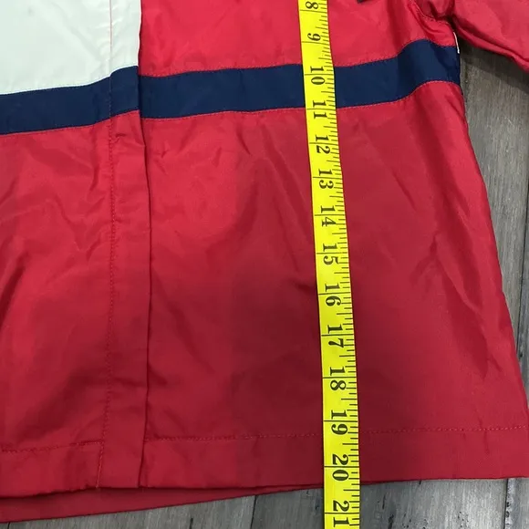 Vintage Tommy Hilfiger 90s Y2K cropped jacket red
