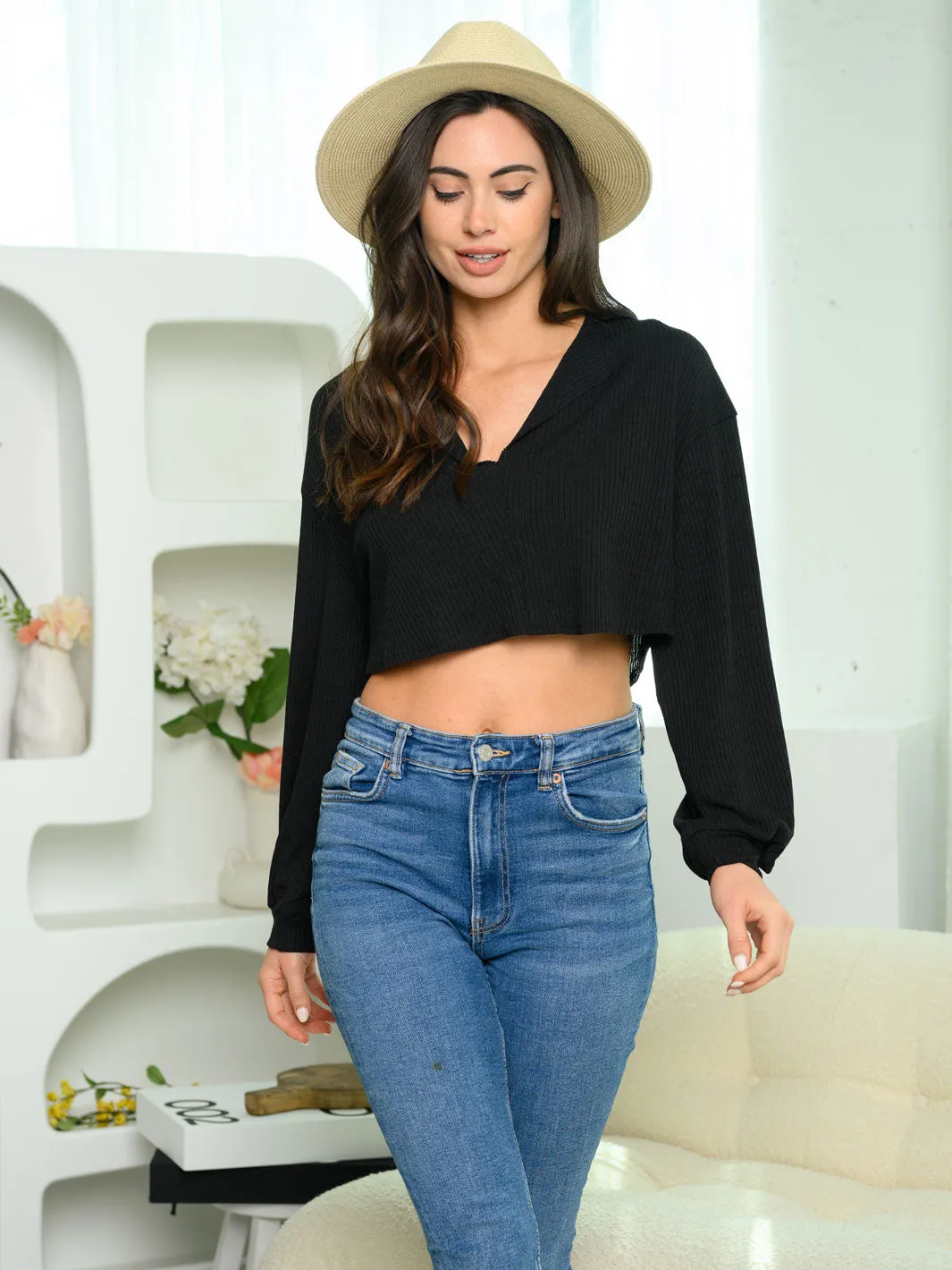 WOMEN'S LONG SLEEVE V-NECK CROP TOP